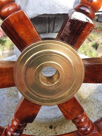 Objets maritimes - Bois- Volant en bois