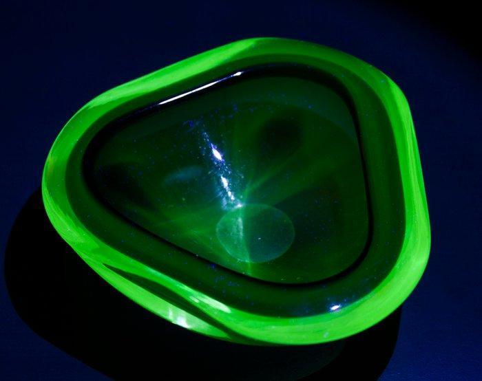 Schotel - Muranoglas, Uraniumglas - Kom - Glas, Antiek en Kunst, Antiek | Glaswerk en Kristal