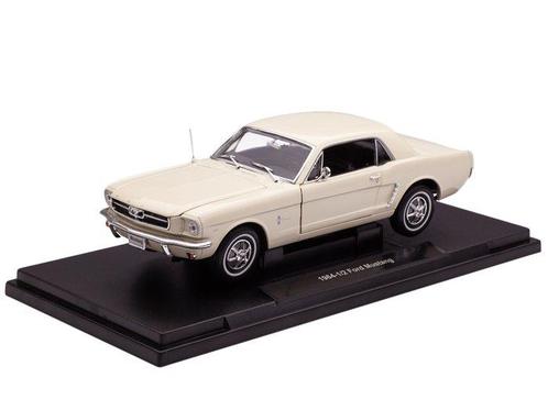 Welly 1:18 - Modelauto - Ford Mustang 1964 1/2 - Diecast, Hobby en Vrije tijd, Modelauto's | 1:5 tot 1:12