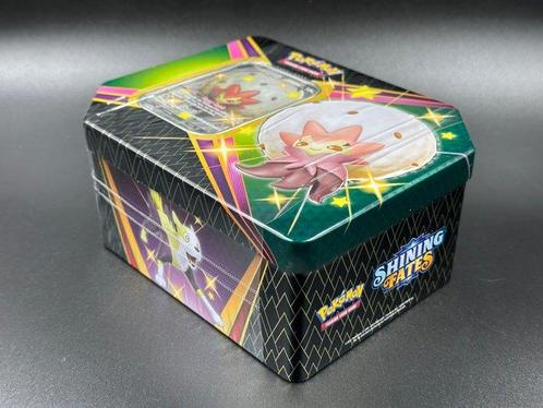 Pokémon TCG - Pokémon Shining Fates Tin Eldegoss V - 2021 -, Hobby en Vrije tijd, Verzamelkaartspellen | Pokémon