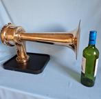 Corne de brume - Dikkers / Triton - Bronze, Fer