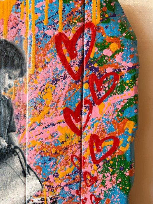 CRS - Child with Watering Love., Antiek en Kunst, Kunst | Schilderijen | Modern