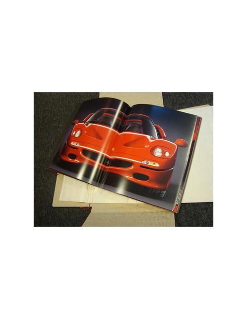 1995 FERRARI F50 KLANTEN BROCHURE 1002/95, Livres, Autos | Brochures & Magazines