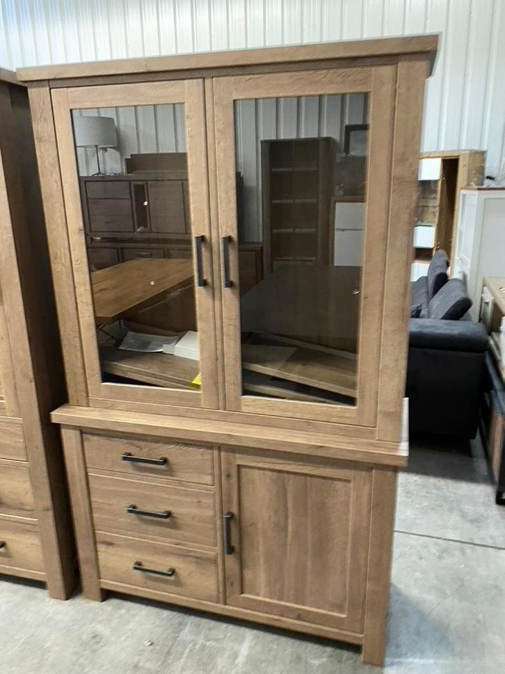 Newcastle buffetkast, barley, Huis en Inrichting, Kasten | Buffetkasten, Nieuw, Met lade(s), Met deur(en), Met plank(en), Glas