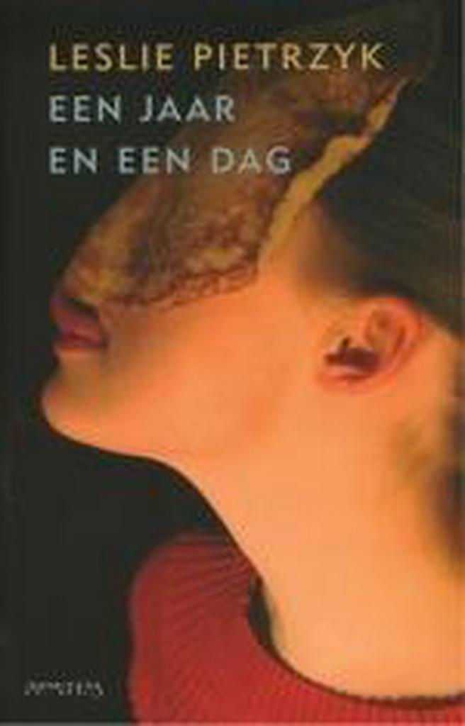 Een jaar en een dag 9789044604573 L. Pietrzyk, Boeken, Romans, Gelezen, Verzenden