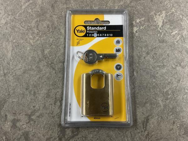 Veiling - 4x Yale messing hangslot 40mm Y110C/40/119/1, Diensten en Vakmensen, Reparatie en Onderhoud | Sloten