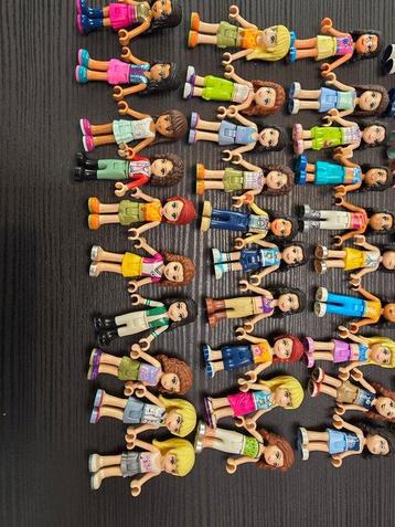 Lego Pièces - 50 Friends poppetjes beschikbaar voor biedingen