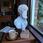 Sculpture, Busto imperatore Marco Aurelio - 42 cm - Pierre