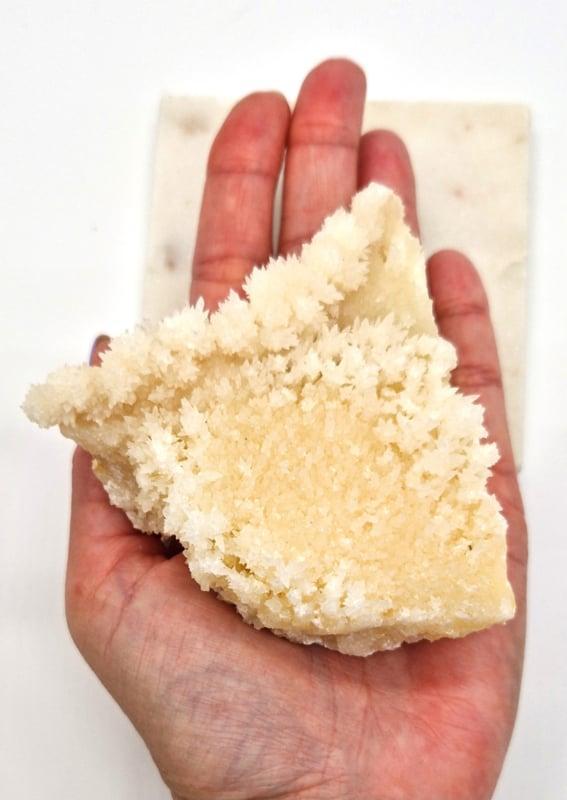 Stilbiet met koraal (Uniek), Bijoux, Sacs & Beauté, Pierres précieuses, Enlèvement ou Envoi