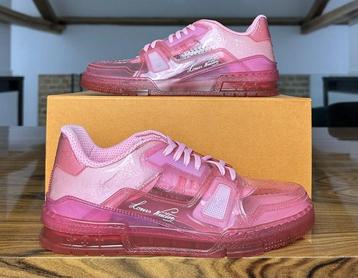 Louis Vuitton - Sneakers beschikbaar voor biedingen