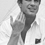 Cameraphoto Epoche/Vittorio Pavan - Warren Betty in spaggia