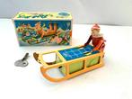 Gescha - Blikken speelgoed - Bob-Boy Boy on sled - No.
