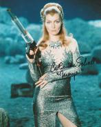 Space: 1999 - Signed by Catherine Schell (Maya), Nieuw