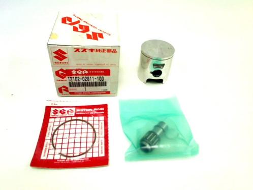 Suzuki RM 80 1986-1999 F2B8 ZUIGER 12102-02811-100, Motoren, Onderdelen | Suzuki, Gebruikt, Ophalen of Verzenden