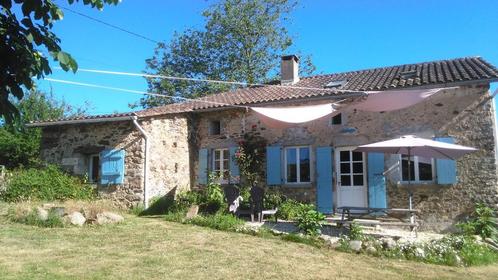 Vrijst. vakantiehuis 5p sauna jacuzzi grote tuin uitzicht, Vakantie, Vakantiehuizen | Frankrijk, Landelijk, Dordogne, 3 slaapkamers