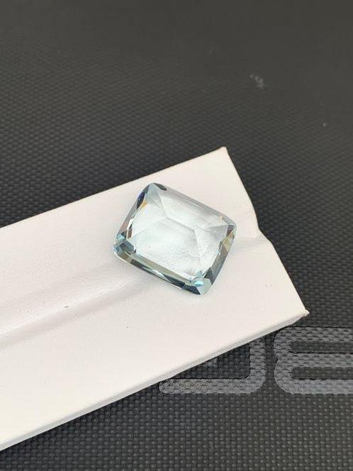 Sans Prix de Réserve - 1 pcs Bleu Aigue-marine - 23.83 ct -, Handtassen en Accessoires, Edelstenen