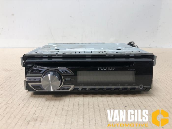 Radio Lancia Y(Psilon) O241918, Auto-onderdelen, Elektronica en Kabels