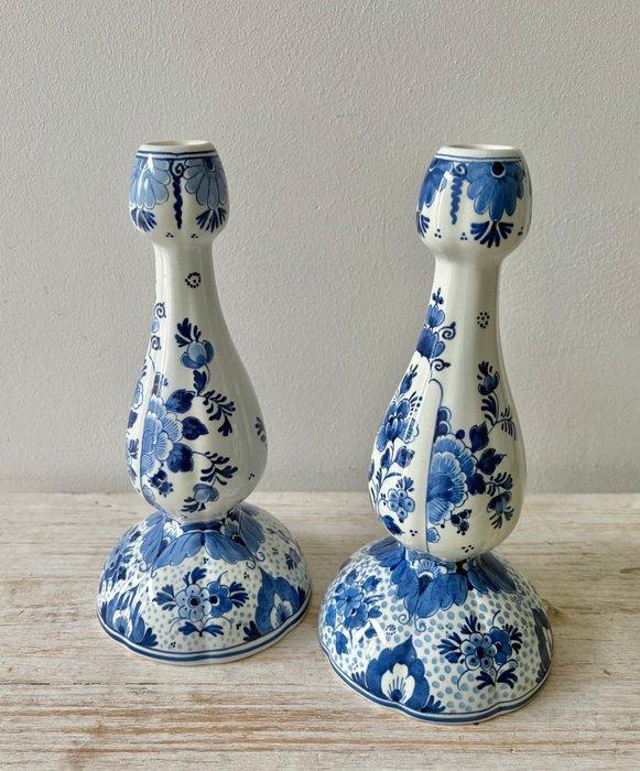 De Porceleyne Fles, Delft - Kandelaar (2) - Keramiek -, Antiek en Kunst, Antiek | Glaswerk en Kristal