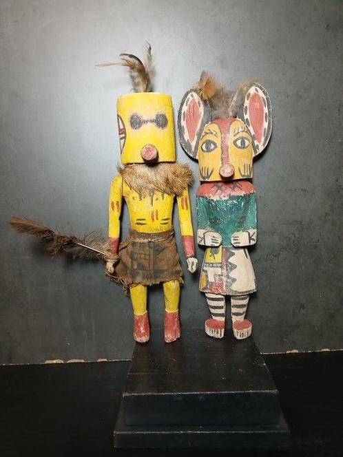 2 Poupées dans le style kachina hopi (Sans Prix de Réserve), Antiek en Kunst, Kunst | Niet-Westerse kunst