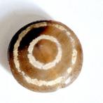 Oud Tibetaans of Nepalees Gegraveerde agaat Kralen talisman, Antiek en Kunst