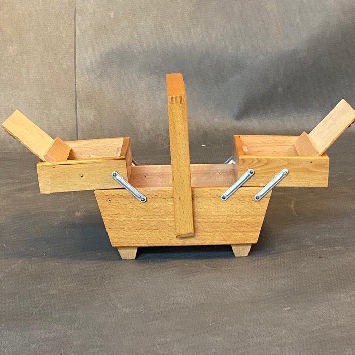 Naaiset, Antiek en Kunst, Kunst | Designobjecten