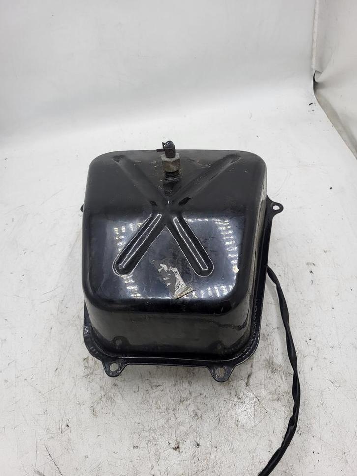 Znen F22 2015 ZN50QT-32 / Tank Brandstof tank incl., Fietsen en Brommers, Brommeronderdelen | Scooters, Tank, Overige merken, Ophalen of Verzenden