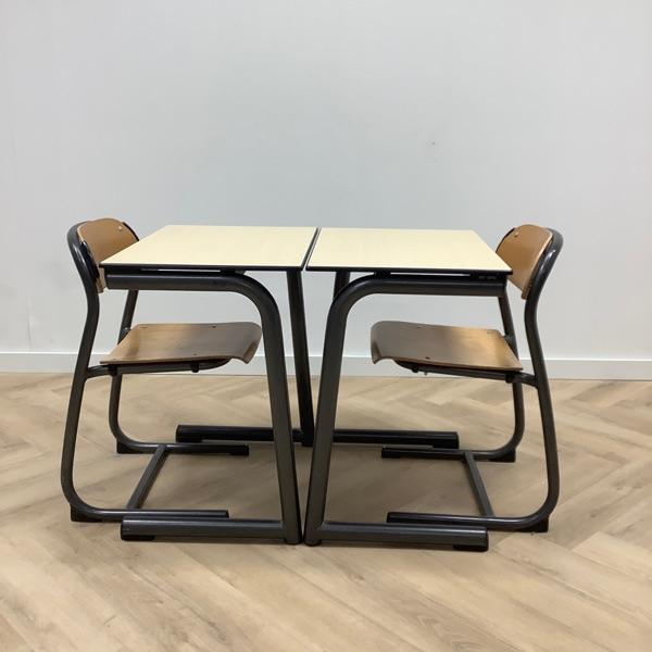 complete school set Ahrend 10 stoelen + 10 tafels, Antraciet, Huis en Inrichting, Stoelen, Zwart, Gebruikt, Eén, Hout