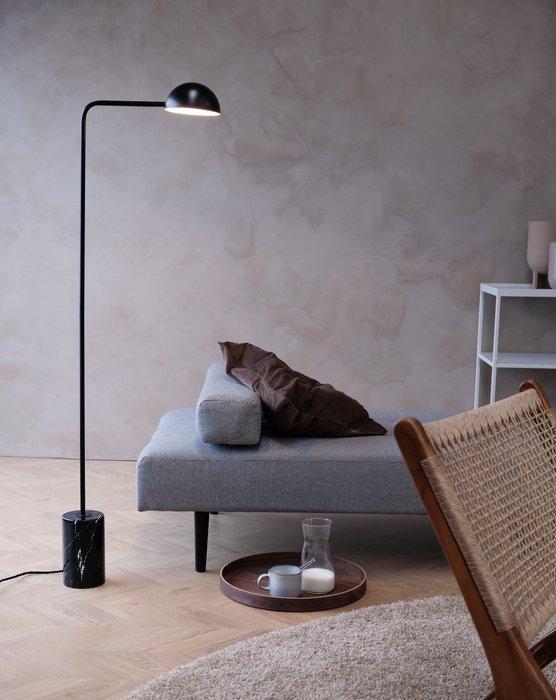 Dyberg Larsen - Lampadaire - Marbre - Noir - Métal, Marbre, Antiek en Kunst, Antiek | Verlichting