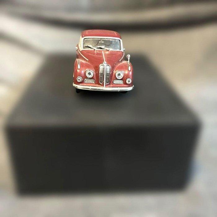 BMW 1:43 - Modelauto - 502 - Vintage, niet te koop editie, Hobby en Vrije tijd, Modelauto's | 1:5 tot 1:12