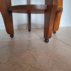 Amsterdamse School - Table dappoint - Bois de chêne - Pieds