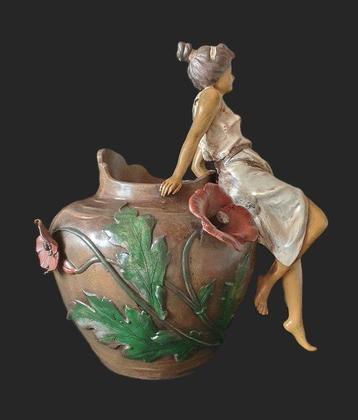 Elsie Ward Hering - Vase - Régule - Polychrome