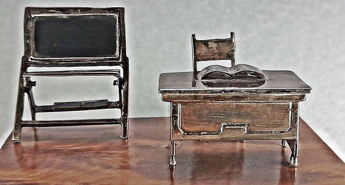 Creazioni Orafe Medusa Oro - Miniatuur figuur - Linsegnante, Antiek en Kunst, Antiek | Zilver en Goud