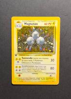 WOTC Pokémon - 1 Card - Set Base - ITA - - MAgneton HOlo 1°, Hobby en Vrije tijd, Verzamelkaartspellen | Pokémon, Nieuw