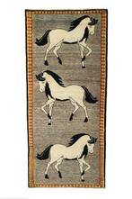 Gabbeh - Paard - Verzamelstuk - Vloerkleed - 245 cm - 110 cm, Huis en Inrichting, Stoffering | Tapijten en Vloerkleden, Nieuw