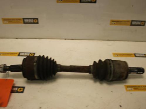 Aandrijfas links-voor Mitsubishi Pajero O132795, Auto-onderdelen, Motor en Toebehoren