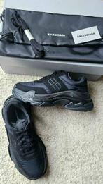 Balenciaga - Triple S - Low-top sneakers - Maat: EU 40 -, Nieuw