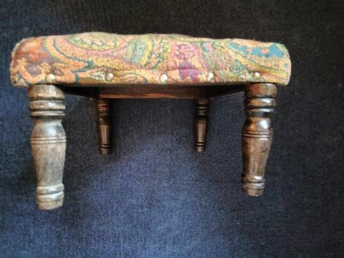 Repose-pied - Noyer - Tabouret tapissé Paisley, Antiek en Kunst, Antiek | Overige Antiek