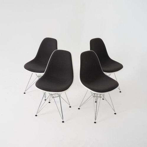 Vitra - Charles Eames, Ray Eames - Chaise (4) - DSR - Acier,, Antiek en Kunst, Antiek | Meubels | Stoelen en Sofa's