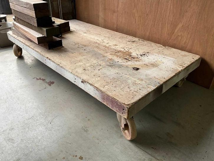 Online veiling - Lage kar Overige intern transport (4x), Zakelijke goederen, Machines en Bouw | Heftrucks en Intern transport