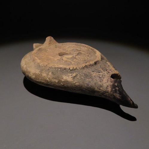 Byzantijns Terracotta Olielamp met Daniël in de leeuwenkuil., Verzamelen, Mineralen en Fossielen