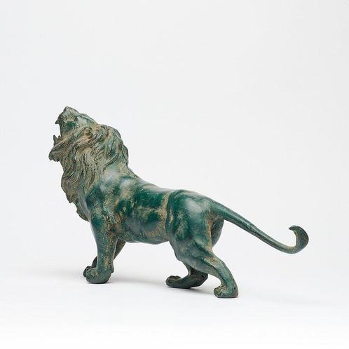 Statue, No RESERVE PRICE - Majestic Dark Green Patinated, Antiek en Kunst, Kunst | Designobjecten