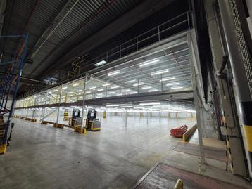 Dubbele Entresolvloer Tussenvloer 2500 m2 beschikbaar voor biedingen