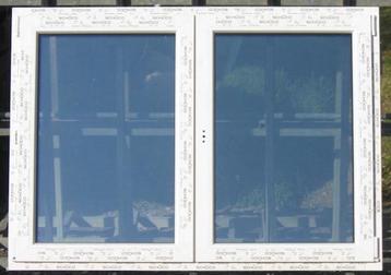 pvc raam , chassis , kozijn 159 x 114 creme / zwart, Doe-het-zelf en Bouw, Raamkozijnen en Schuifdeuren, Kunststof, Raamkozijn