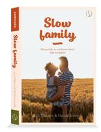 Slow family 9789493228986 Julia Dibbern, Boeken, Verzenden, Zo goed als nieuw, Julia Dibbern