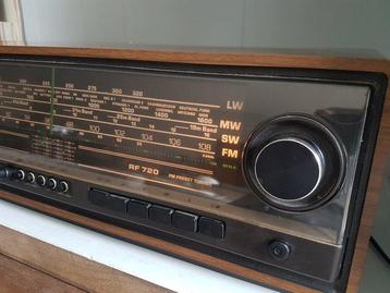 Grundig Radio - RF720 1979-1980 Radio à transistors