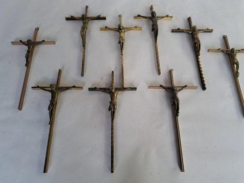 Crucifix (9) - Cuivre, laiton et fer. - 1950-1960, 1960-1970, Antiek en Kunst, Antiek | Boeken en Manuscripten