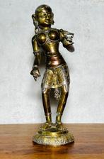 Parvati sculptuur met vogel - Brons, Messing - India -