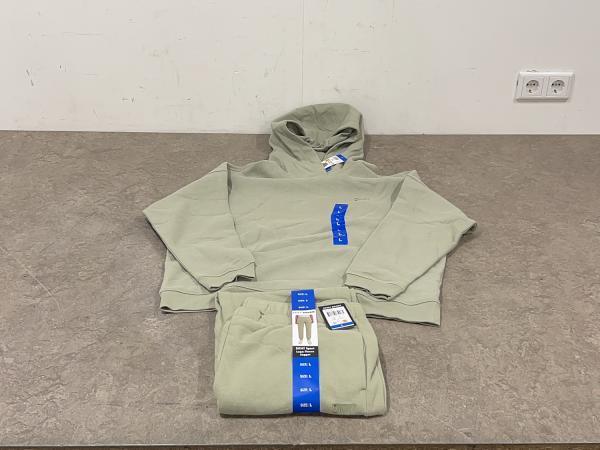 Veiling - DKNY lounge set Sport maat L groen, Kleding | Dames, Sportkleding, Nieuw