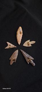 Néolithique Silex magnifique pointe fleche lance - 50 mm, Collections, Minéraux & Fossiles