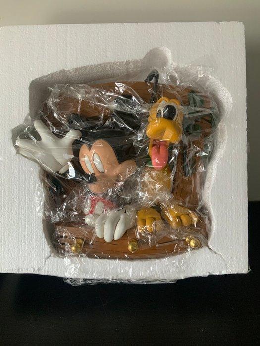 Disney - Mickey Mouse - 1 - Mickey Mouse en Pluto, Collections, Disney